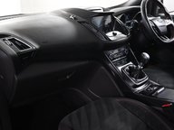 Ford Kuga ST-LINE TDCI 27