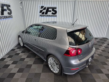 Volkswagen Golf 3.2 Golf R32 4WD 3dr 8