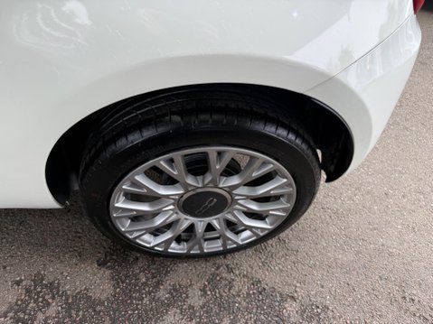 Fiat 500 1.2 Lounge Euro 6 (s/s) 3dr 23