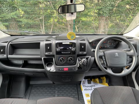 Peugeot Boxer BLUE HDI 335 L3H2 17 seat NON-D1 Minibus with ramps, sensors. ULEZ 4