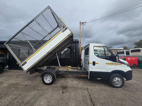 Iveco Daily 35C13V 9
