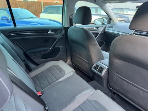 Volkswagen Golf GT TDI BLUEMOTION TECHNOLOGY 24