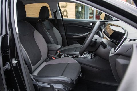 Vauxhall Grandland ELITE 30