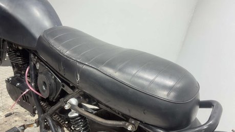 Herald Motor Co Classic 2014 XF 125CC Project 25