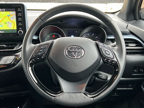 Toyota C-HR DESIGN 37