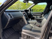 Land Rover Discovery D300 Commercial Dynamic HSE 13