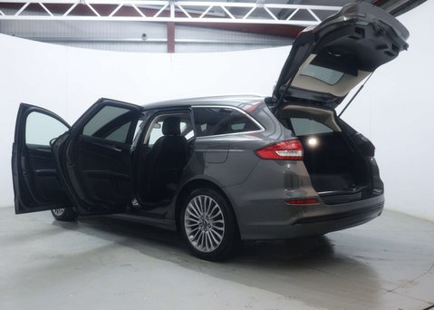 Ford Mondeo 2.0 Mondeo Titanium Edition HEV Auto 5dr 57