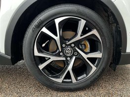 Toyota C-HR 1.8 C-HR-Dynamic HEV CVT 5dr 15