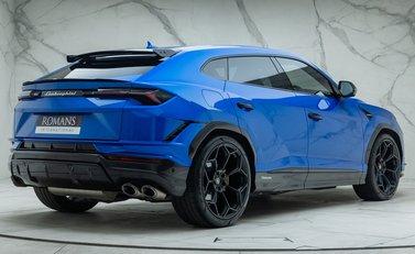 Lamborghini Urus PERFORMANTE 6