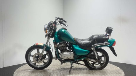 Hyosung Cruise 2002 31K PROJECT BIKE CRUISER 125CC SPARES OR REPAIR 4