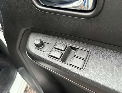 Suzuki Ignis 1.2 Ignis SZ3 DualJet MHEV 5dr 30
