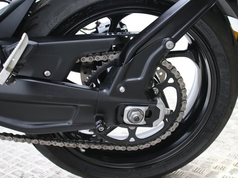Triumph Trident TRIDENT 660 28