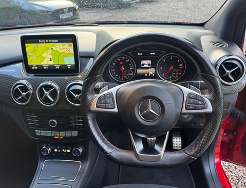 Mercedes-Benz B Class 2.1 B 200 AMG Line Premium+ D Auto 5dr 29
