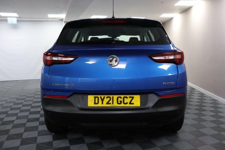 Vauxhall Grandland X SE PREMIUM 8