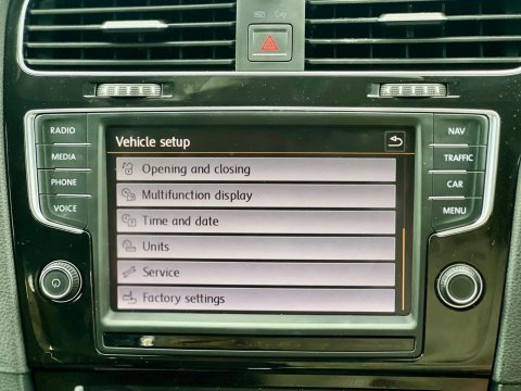 Volkswagen Golf 1.4 TSI BlueMotion Tech Match DSG Euro 5 (s/s) 5dr 42