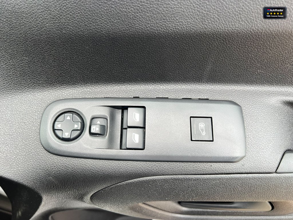 2021 Vauxhall ComboLWB L2H1 2300 Dynamic Air Con Sensors — thumbnail 30 of 51