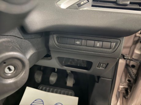 Peugeot 208 1.4 HDi Active Euro 5 5dr 13