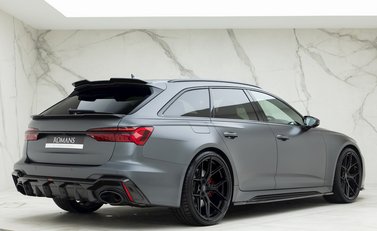 Audi RS6 Avant Carbon Black URBAN 7