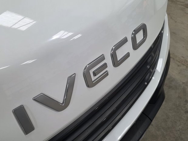 Iveco Daily Daily 35C14 Diesel 2.3 High Roof Business Van 4100L WB Hi-Matic 20