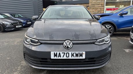 Volkswagen Golf LIFE TSI 3