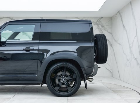Land Rover Defender 90 V8 27