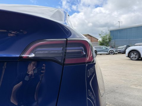 Tesla Model Y SUV 5dr Electric Auto RWD (346 ps) 19