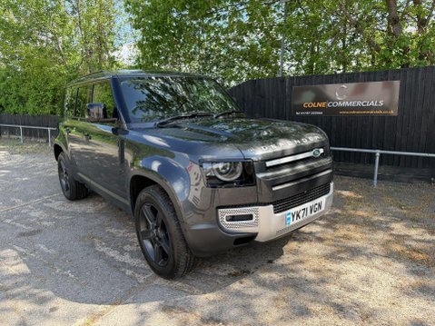 Land Rover Defender HARD TOP SE MHEV 1