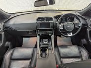 Jaguar F-Pace 2.0 F-PACE R-Sport AWD D Auto 4WD 5dr 52