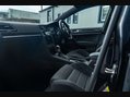 Volkswagen Golf 2.0 Golf R TSi Semi-Auto 4WD 5dr 8