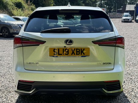 Lexus NX 2.5 NX 300h Takumi CVT 4WD 5dr 7