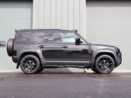 Land Rover Defender 110 D250 HARD TOP MHEV URBAN STYLED WITH REAR SEATS  10