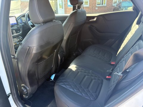 Ford Puma ST-LINE VIGNALE MHEV 16