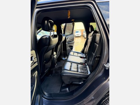 Jeep Grand Cherokee 3.0 V6 CRD Limited SUV 5dr Diesel Auto 4WD Euro 5 (247 bhp) 32