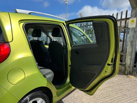 Chevrolet Spark LTZ 49