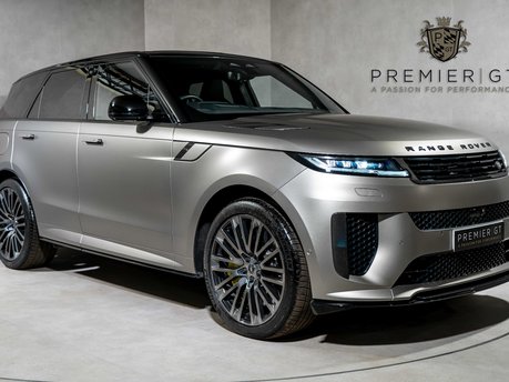 Land Rover Range Rover SV EDITION ONE. FULL SATIN PPF. CARBON CERAMIC BRAKES. SLIDING PANO ROOF. 