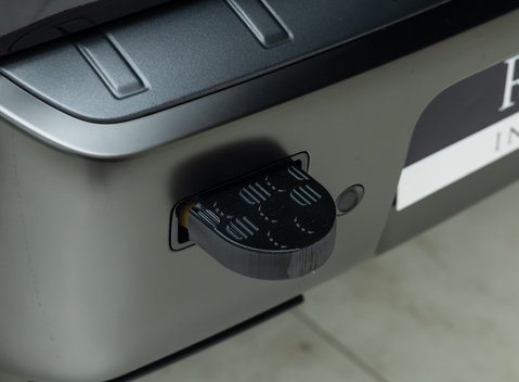 Land Rover Defender 110 OCTA EDITION ONE 46