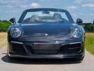 Porsche 911 Carrera GTS PDK 18