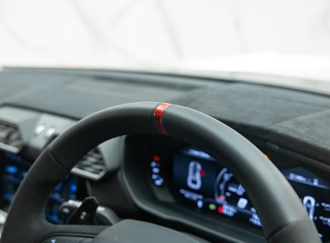 Lamborghini Urus PERFORMANTE 40