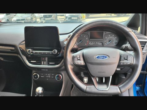 Ford Fiesta ST-LINE 25