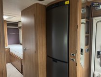 Auto-Trail Comanche Frontier|4 Berth|2 Belts|AUTO|Rear Single Beds|Hab 17