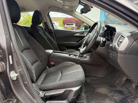 Mazda 3 2.0 SKYACTIV-G SE Nav Hatchback 5dr Petrol Manual Euro 6 (s/s) (121 ps) 45