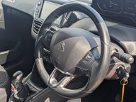 Peugeot 208 S/S TECH EDITION 16