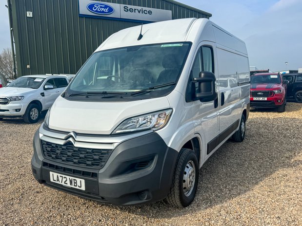 Citroen Relay MWB L2H2 Medium Roof Enterprise 35 Air Con Nav EURO 6 2