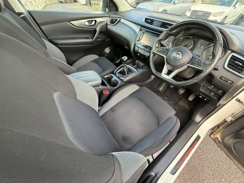 Nissan Qashqai 1.5 dCi N-Connecta Euro 6 (s/s) 5dr 15