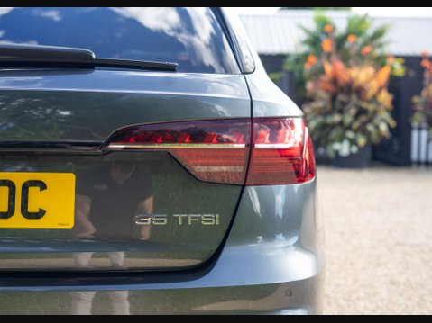 Audi A4 2.0 A4 Black Edition 35 TFSI MHEV Semi-Auto 5dr 19