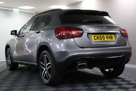 Mercedes-Benz GLA GLA 180 URBAN EDITION 21