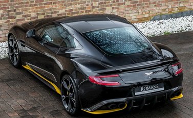 Aston Martin Vanquish S 9
