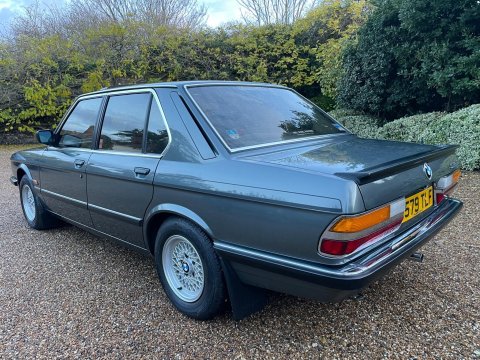 BMW 5 Series E28 518i Saloon 9