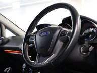 Ford Fiesta TITANIUM 12