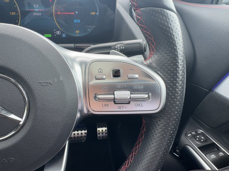 Mercedes-Benz EQA EQA 250 66KWH AMG Line Premium Auto Electric PAN ROOF/PARKTRONIC/SAT NAV 22